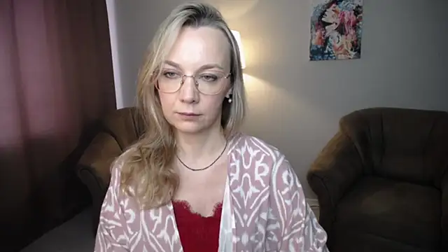 Ava Elior online show from July 9, 2026, 11:58 am