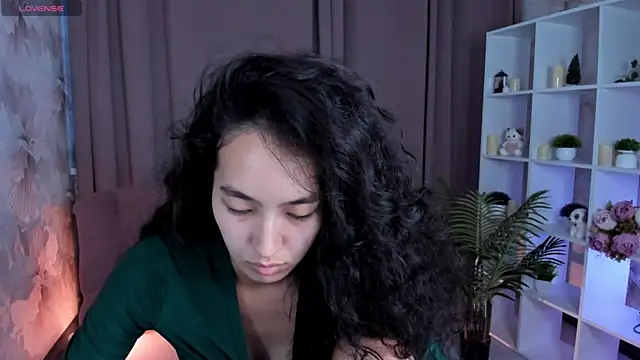 Snapshot of FlirtyAura chatting on July 21, 2026, 3:42 am FlirtyAura online show from July 21, 2026, 3:42 am