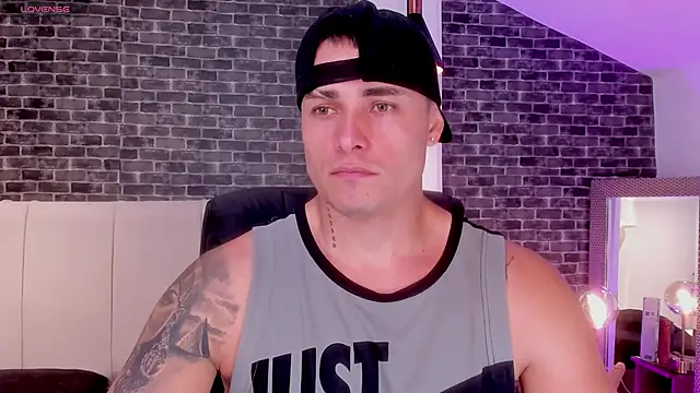 connorsmiith online show from April 3, 2026, 10:30 pm