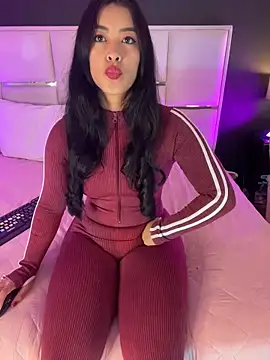 Snapshot of BellaFernandez__ chatting on February 16, 2026, 12:34 pm BellaFernandez online show from February 16, 2026, 12:34 pm