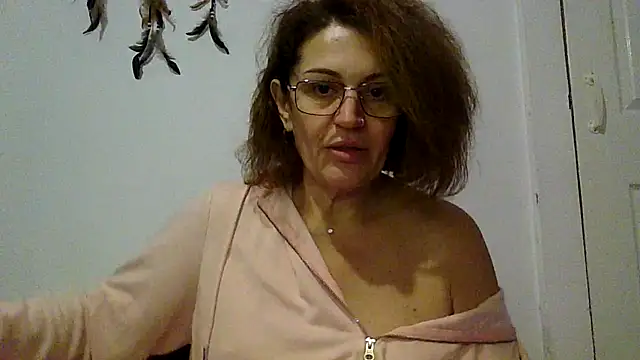 Snapshot of RubyyRosee chatting on November 4, 2025, 4:17 pm RubyyRosee online show from November 4, 2025, 4:17 pm
