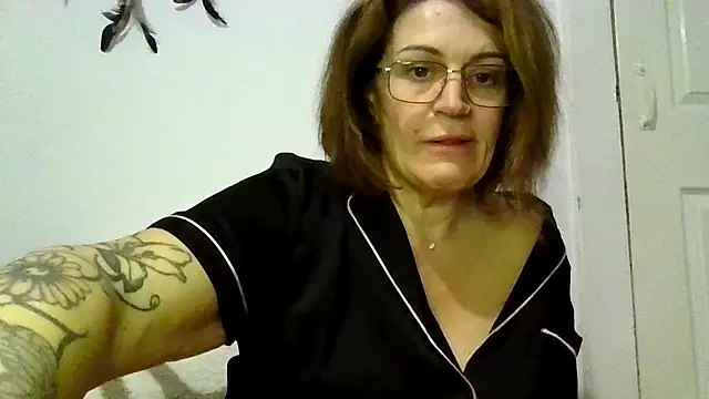 Snapshot of RubyyRosee chatting on November 23, 2025, 9:47 pm RubyyRosee online show from November 23, 2025, 9:47 pm