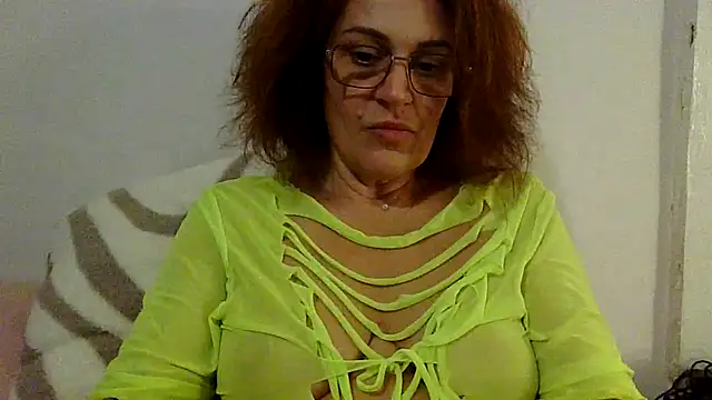 Snapshot of RubyyRosee chatting on November 27, 2025, 9:39 pm RubyyRosee online show from November 27, 2025, 9:39 pm