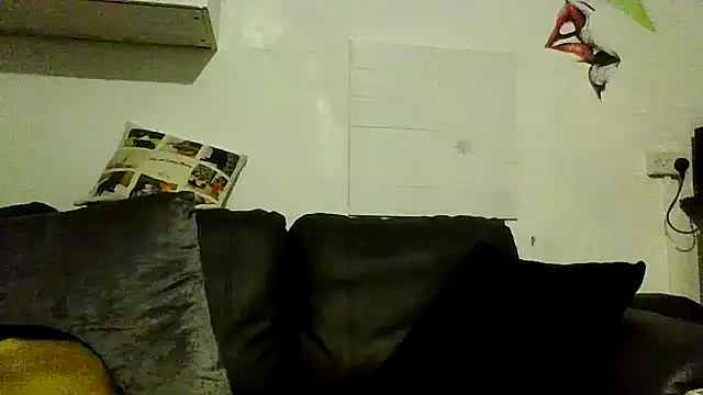 Snapshot of RubyyRosee chatting on December 3, 2025, 6:43 am RubyyRosee online show from December 3, 2025, 6:43 am