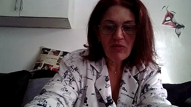 RubyyRosee online show from April 14, 2026, 8:20 am