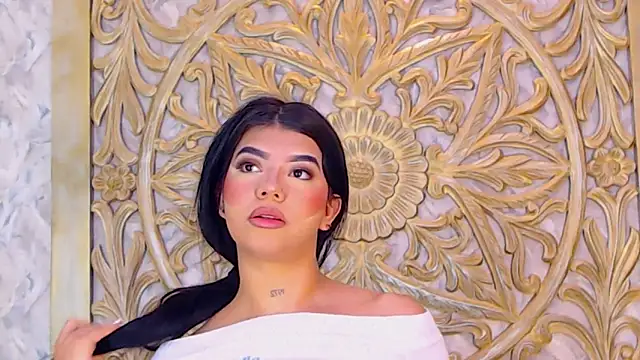 MelodyCarsson online show from November 10, 2025, 12:04 pm