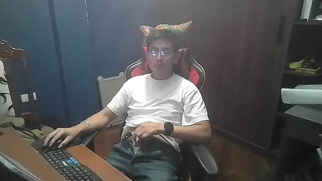 SVGUSSV online show from September 16, 2025, 1:17 am