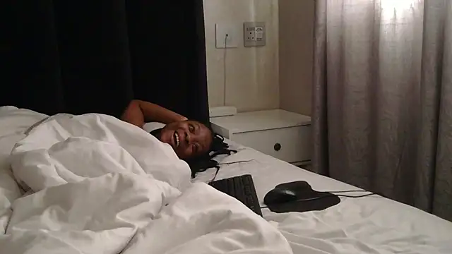 Ivysol online show from October 11, 2025, 6:23 am