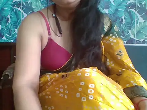 Snapshot of Marathi_q4een01 chatting on May 5, 2026, 3:47 am Marathi q4een01 online show from May 5, 2026, 3:47 am