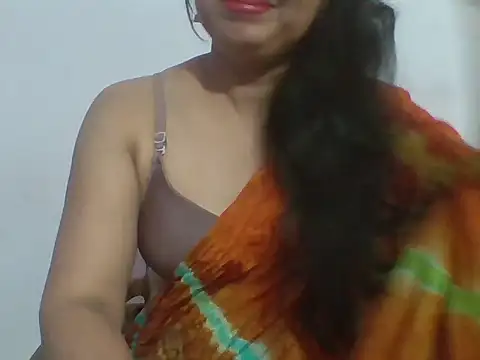 Snapshot of Marathi_q4een01 chatting on June 18, 2026, 5:41 am Marathi q4een01 online show from June 18, 2026, 5:41 am