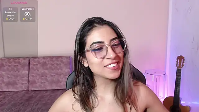 Susanahendrix online show from February 25, 2026, 6:17 pm