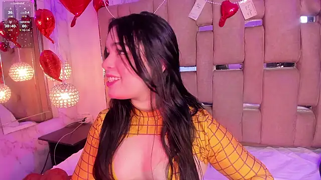 KateLee online show from February 10, 2026, 8:57 pm