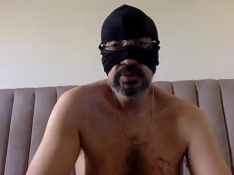 Snapshot of CaiBull chatting on May 13, 2026, 7:28 am CaiBull online show from May 13, 2026, 7:28 am