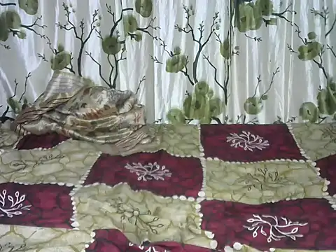 Baby doll9090 online show from February 11, 2026, 5:18 pm