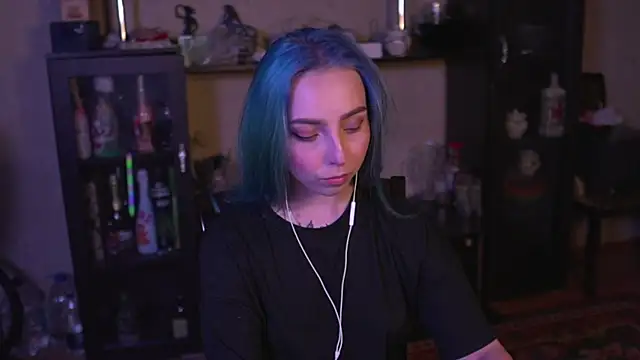 Snapshot of lis_silver chatting on April 4, 2026, 7:33 pm lis silver online show from April 4, 2026, 7:33 pm