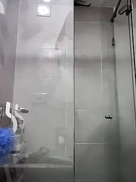 Megara 25 online show from November 19, 2025, 11:43 am