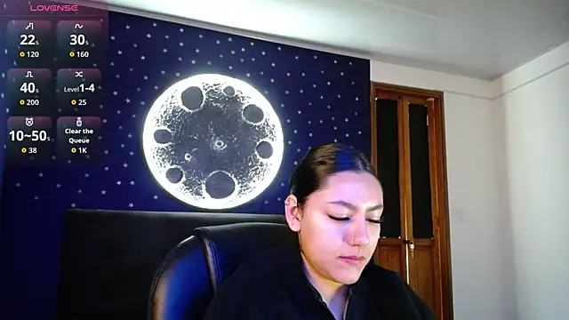 Megara 25 online show from June 17, 2026, 3:24 pm