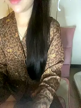 RubyBerry online show from November 1, 2025, 9:33 am