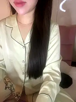 RubyBerry online show from November 25, 2025, 5:40 am