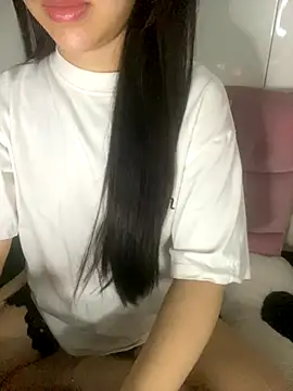 RubyBerry online show from December 3, 2025, 3:54 pm