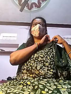 sexy aaru online show from November 13, 2025, 5:28 am