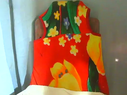 Katie Winslet online show from April 25, 2026, 12:02 am