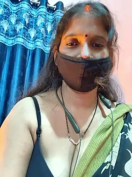 Sonalihot  online show from December 18, 2025, 6:58 pm