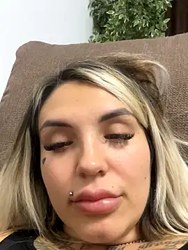 Princess-Jasmine07 online show from November 11, 2025, 8:53 pm