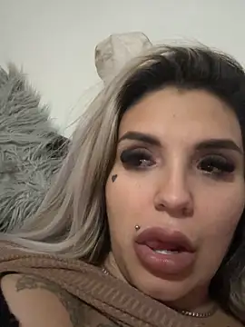 Princess-Jasmine07 online show from December 2, 2025, 11:59 am