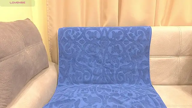 Snapshot of onebigkisss chatting on May 13, 2026, 8:55 am onebigkisss online show from May 13, 2026, 8:55 am