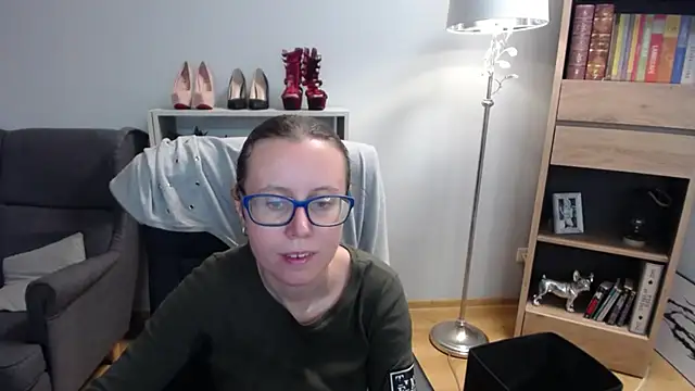 sweetxLizzy online show from October 21, 2025, 4:24 am