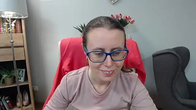 sweetxLizzy online show from April 23, 2026, 4:24 am