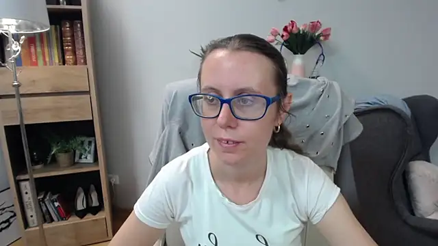 Snapshot of sweetxLizzy chatting on May 26, 2026, 4:41 am sweetxLizzy online show from May 26, 2026, 4:41 am