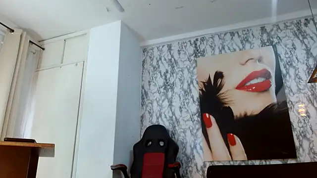 mariani smith online show from October 20, 2025, 12:05 pm