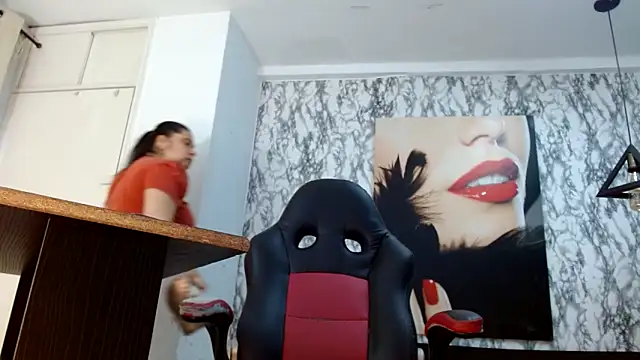 mariani smith online show from November 20, 2025, 12:16 pm