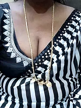 shobini online show from October 22, 2025, 1:55 pm