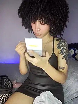 bettyboo2801 online show from November 21, 2025, 5:39 am