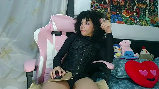 bettyboo2801 online show from April 7, 2026, 5:30 am