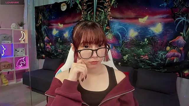 ClaraParks online show from November 15, 2025, 4:47 pm