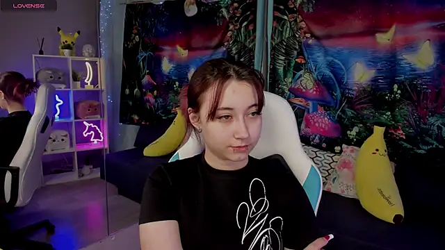 ClaraParks online show from March 12, 2026, 7:14 am