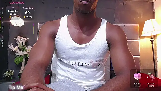 blackbignude online show from September 19, 2025, 2:02 am