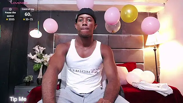 blackbignude online show from September 21, 2025, 1:29 am