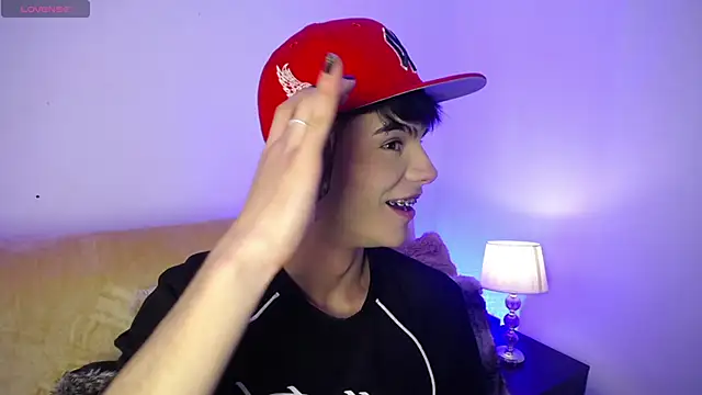 Snapshot of Dulcey_ chatting on September 24, 2025, 4:05 am Dulcey online show from September 24, 2025, 4:05 am