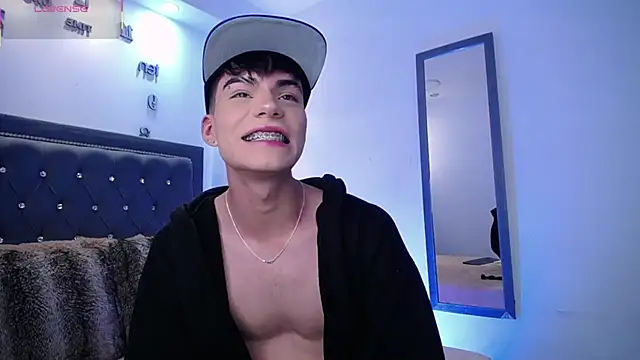 Snapshot of Dulcey_ chatting on September 30, 2025, 7:02 am Dulcey online show from September 30, 2025, 7:02 am