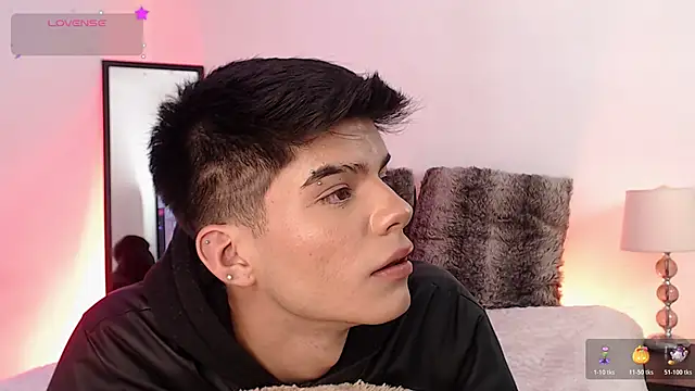 Snapshot of Dulcey_ chatting on October 18, 2025, 5:54 am Dulcey online show from October 18, 2025, 5:54 am