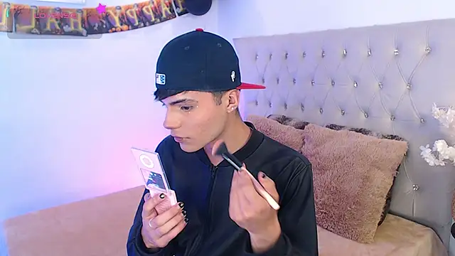 Snapshot of Dulcey_ chatting on October 26, 2025, 4:07 am Dulcey online show from October 26, 2025, 4:07 am