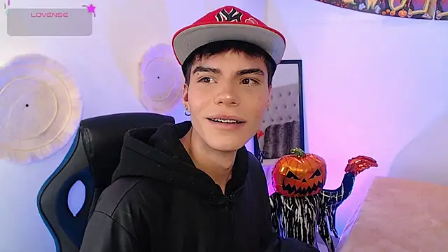 Snapshot of Dulcey_ chatting on October 30, 2025, 4:58 am Dulcey online show from October 30, 2025, 4:58 am