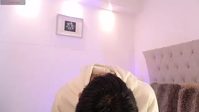 Snapshot of Dulcey_ chatting on November 10, 2025, 4:00 am Dulcey online show from November 10, 2025, 4:00 am