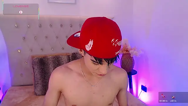 Snapshot of Dulcey_ chatting on November 22, 2025, 4:44 am Dulcey online show from November 22, 2025, 4:44 am