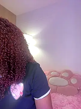  Zahara  online show from October 18, 2025, 10:43 pm